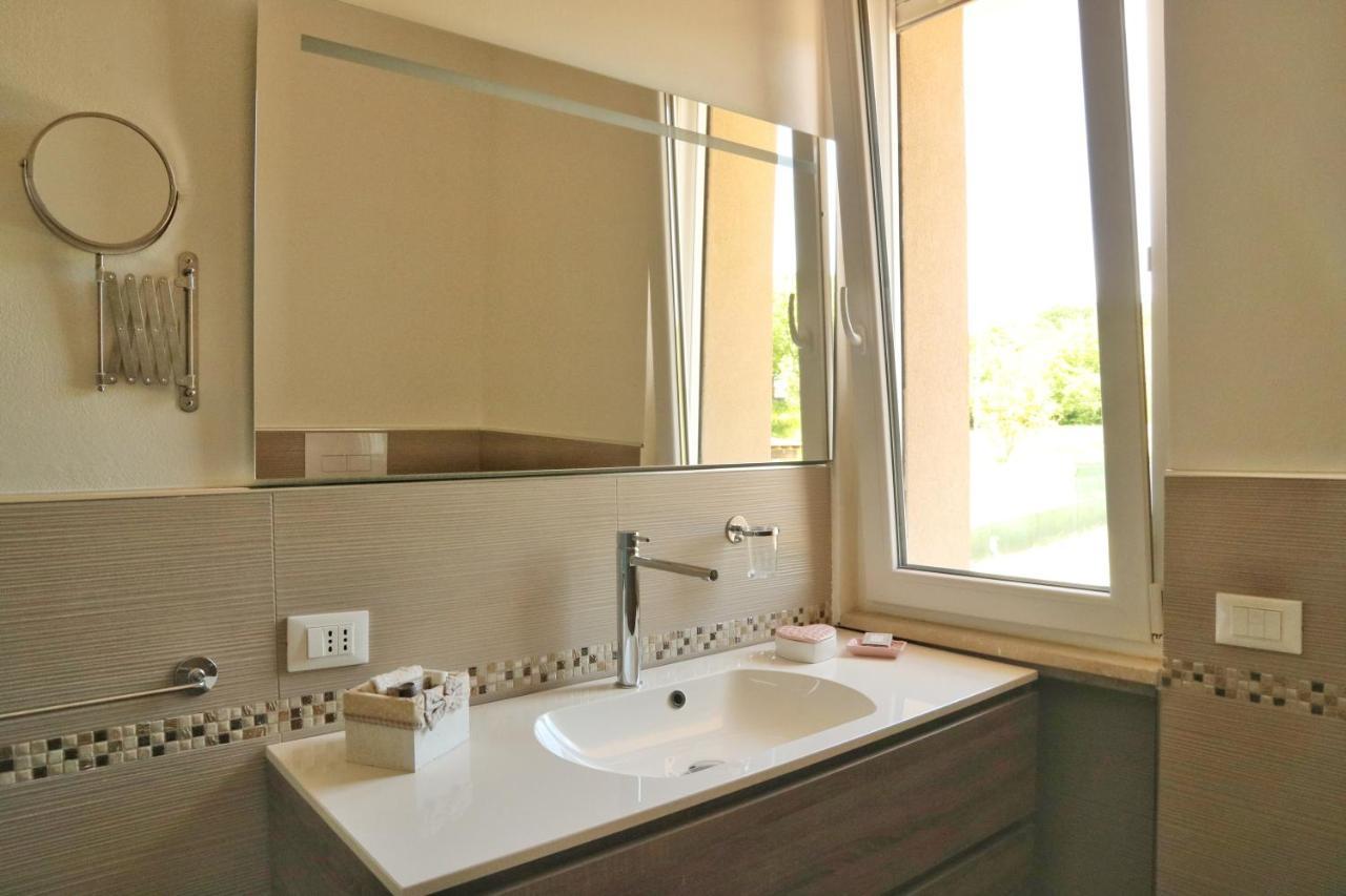 Affitta Camere La Fenice Di Folli Lorella Puegnago Ngoại thất bức ảnh