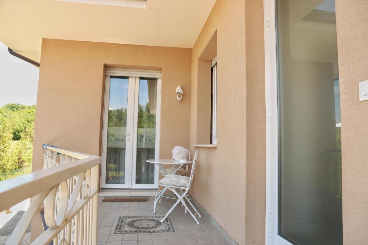 Affitta Camere La Fenice Di Folli Lorella Puegnago Ngoại thất bức ảnh