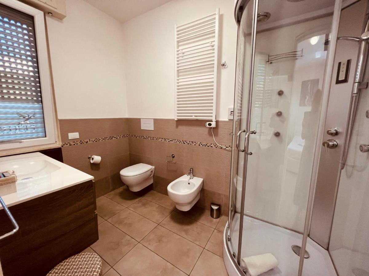 Affitta Camere La Fenice Di Folli Lorella Puegnago Ngoại thất bức ảnh