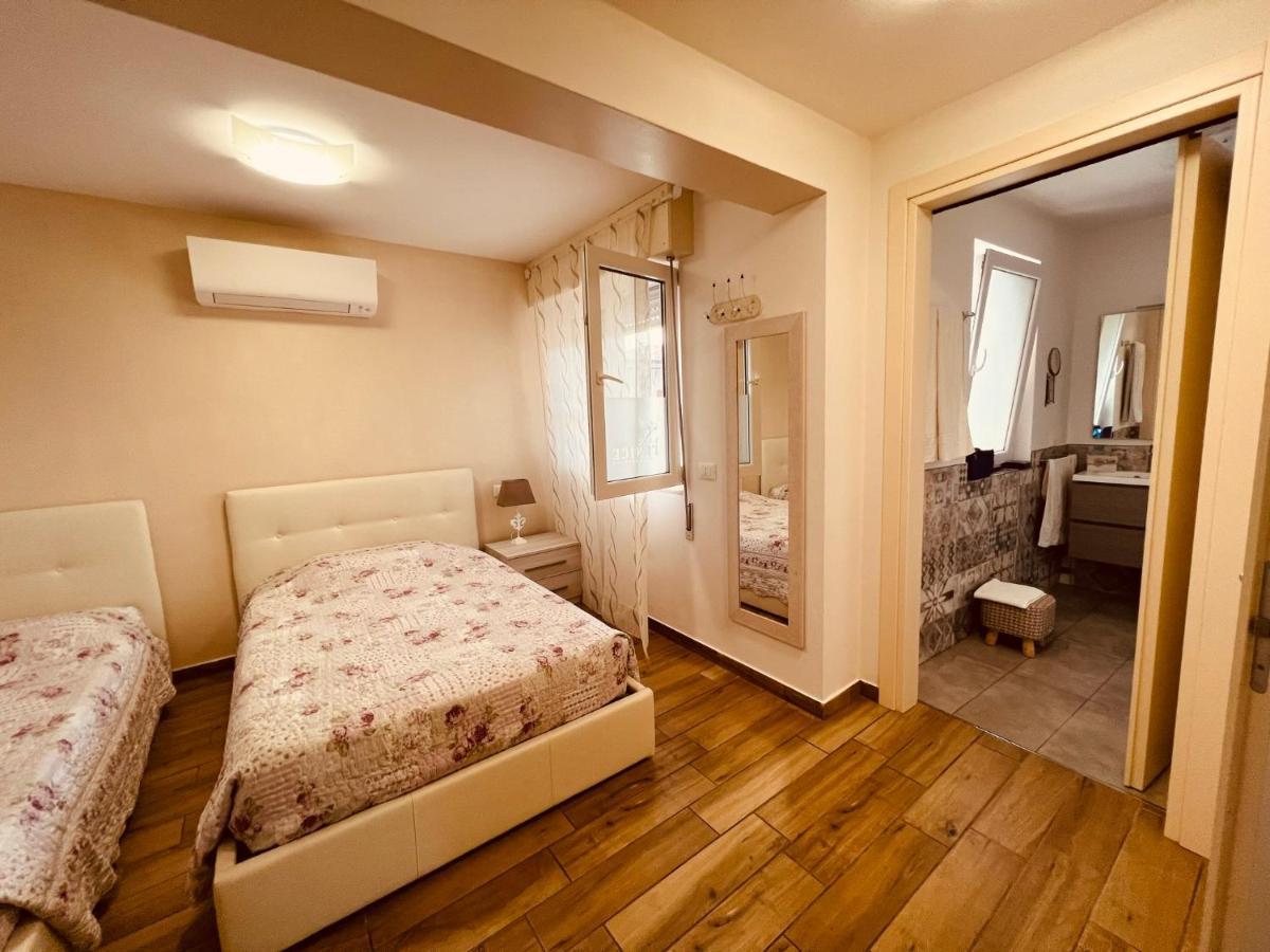 Affitta Camere La Fenice Di Folli Lorella Puegnago Ngoại thất bức ảnh