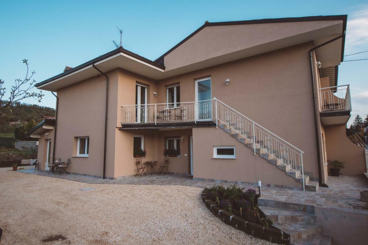 Affitta Camere La Fenice Di Folli Lorella Puegnago Ngoại thất bức ảnh